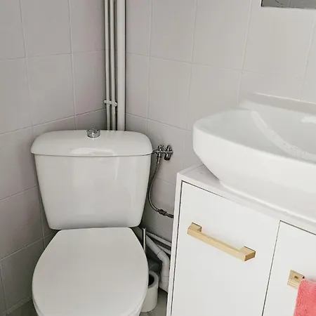 Apartment Cozy Little Parisian Nest, Perfect For 2 People *