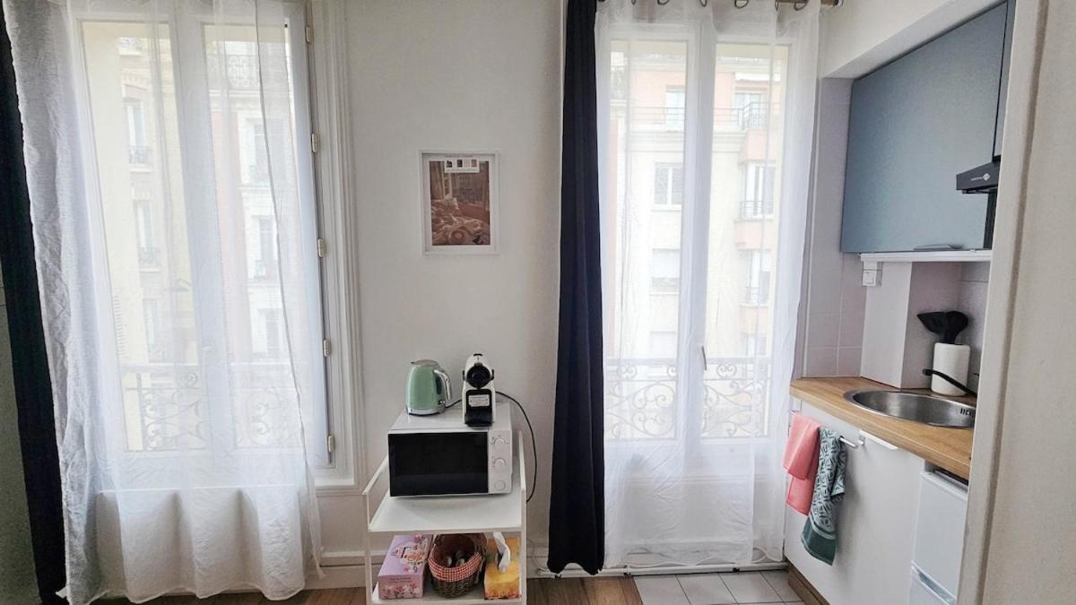 Cozy Little Parisian Nest, Perfect For 2 People Paris